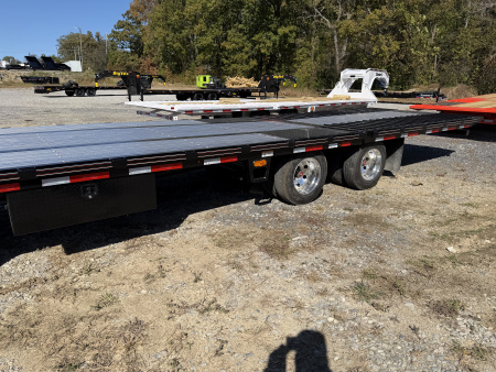 New 2026 Diamond C FMAX212 GOOSENECK TRAILER PACESETTER EDITION ALUMINUM FLOOR & OUTER RIMS HYDRO DOVE & JACKS DISC BRAKES