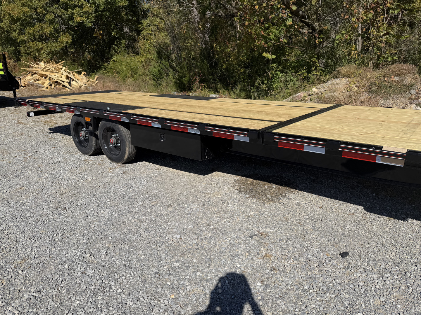 New 2026 Diamond C DET210 DECK OVER POWER TILT 26’ HYDRO JACK WIRELESS REMOTE