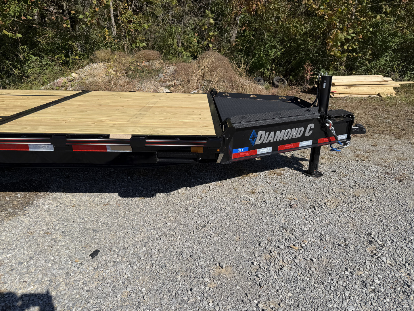 New 2026 Diamond C DET210 DECK OVER POWER TILT 26’ HYDRO JACK WIRELESS REMOTE