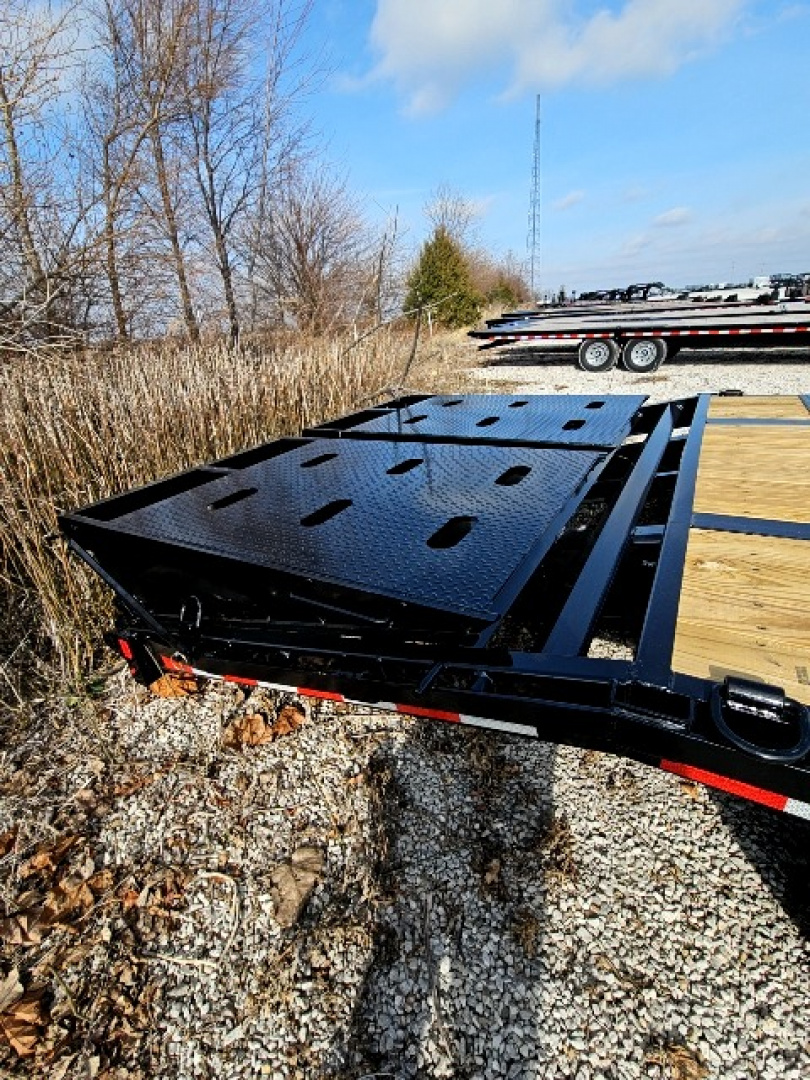 New 2026 Sure-Trac 102 x 25 (20+5) 22.5K HD Low Profile Beavertail Deckover Trailer Deckover Trailer