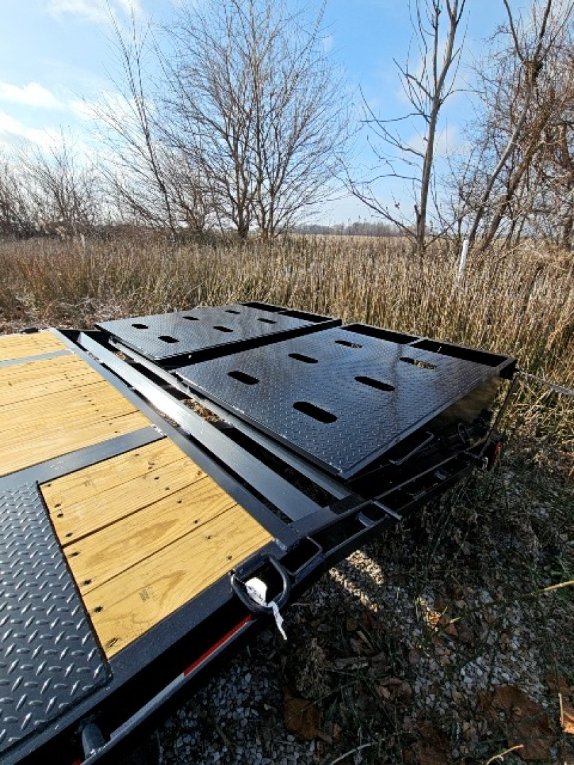 New 2026 Sure-Trac 102 x 25 (20+5) 22.5K HD Low Profile Beavertail Deckover Trailer Deckover Trailer
