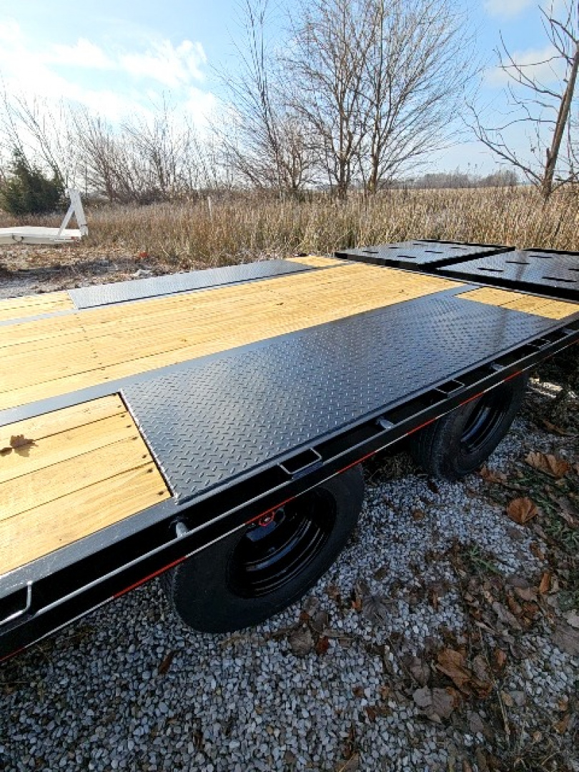 New 2026 Sure-Trac 102 x 25 (20+5) 22.5K HD Low Profile Beavertail Deckover Trailer Deckover Trailer