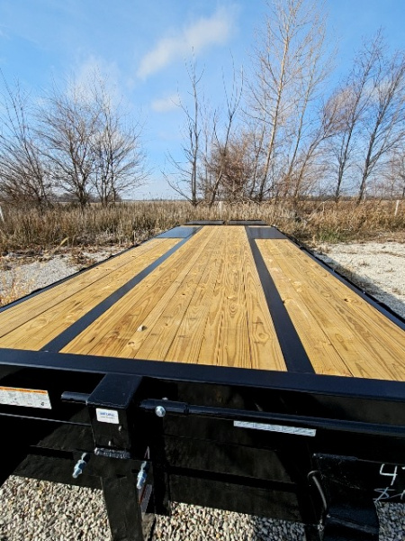 New 2026 Sure-Trac 102 x 25 (20+5) 22.5K HD Low Profile Beavertail Deckover Trailer Deckover Trailer