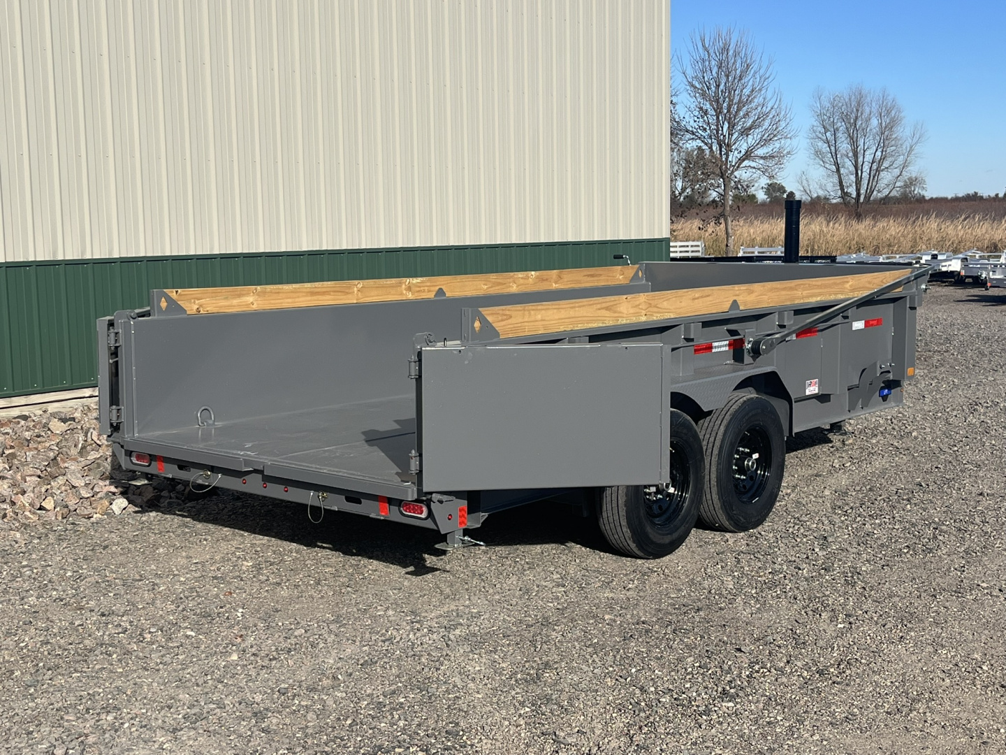 New 2026 16' 14k Diamond C Low Pro Telescopic Dump Trailer