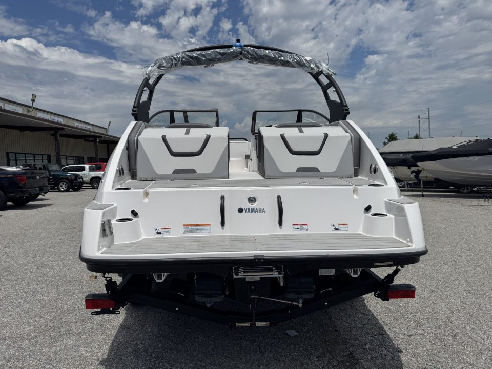 New 2026 Yamaha Boats AR 220 Jet Boat