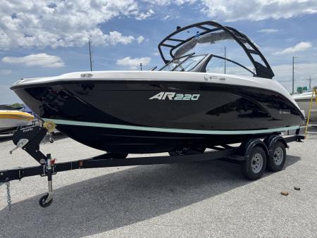 New 2026 Yamaha Boats AR 220 Jet Boat