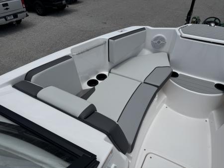 New 2026 Yamaha Boats AR 220 Jet Boat