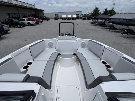 New 2026 Yamaha Boats AR 220 Jet Boat