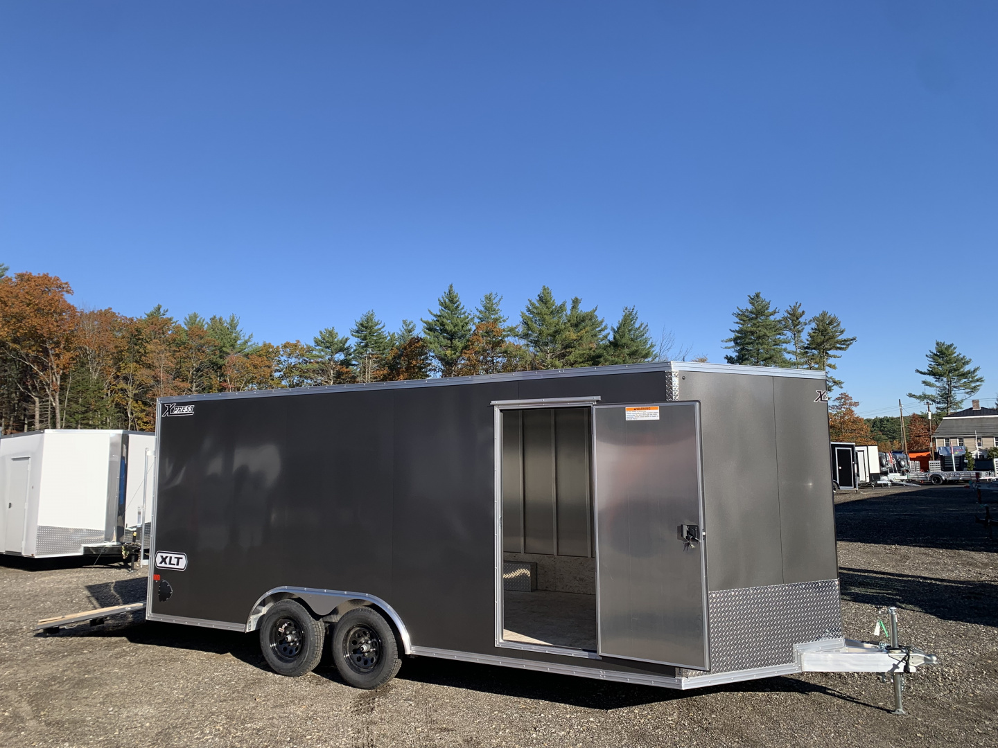 New 2026 High Country 8.5x18 V-Nose- Aluminum trailer/Rear Ramp / 7' interior height - 7000gvw