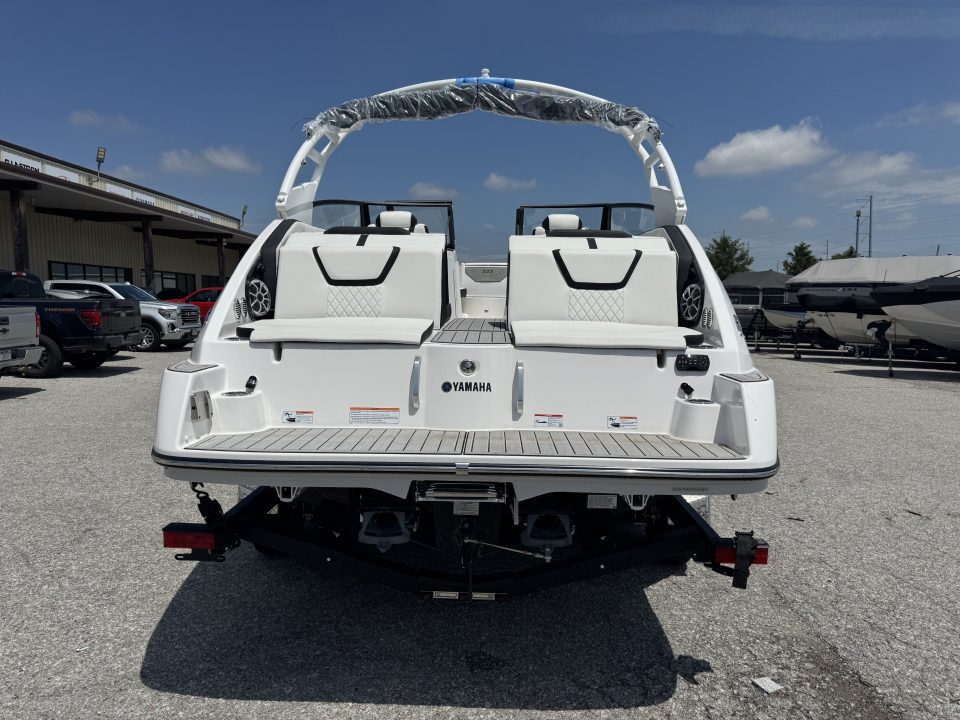 New 2026 Yamaha Boats 222 SE Jet Boat