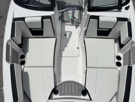 New 2026 Yamaha Boats 222 SE Jet Boat
