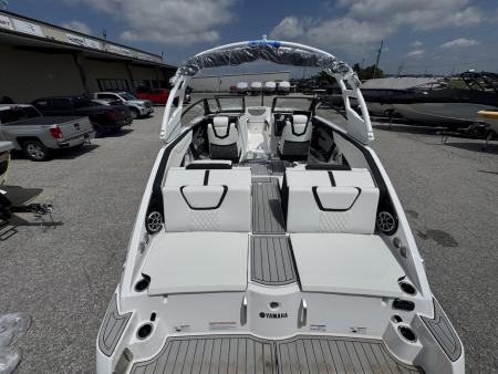 New 2026 Yamaha Boats 222 SE Jet Boat