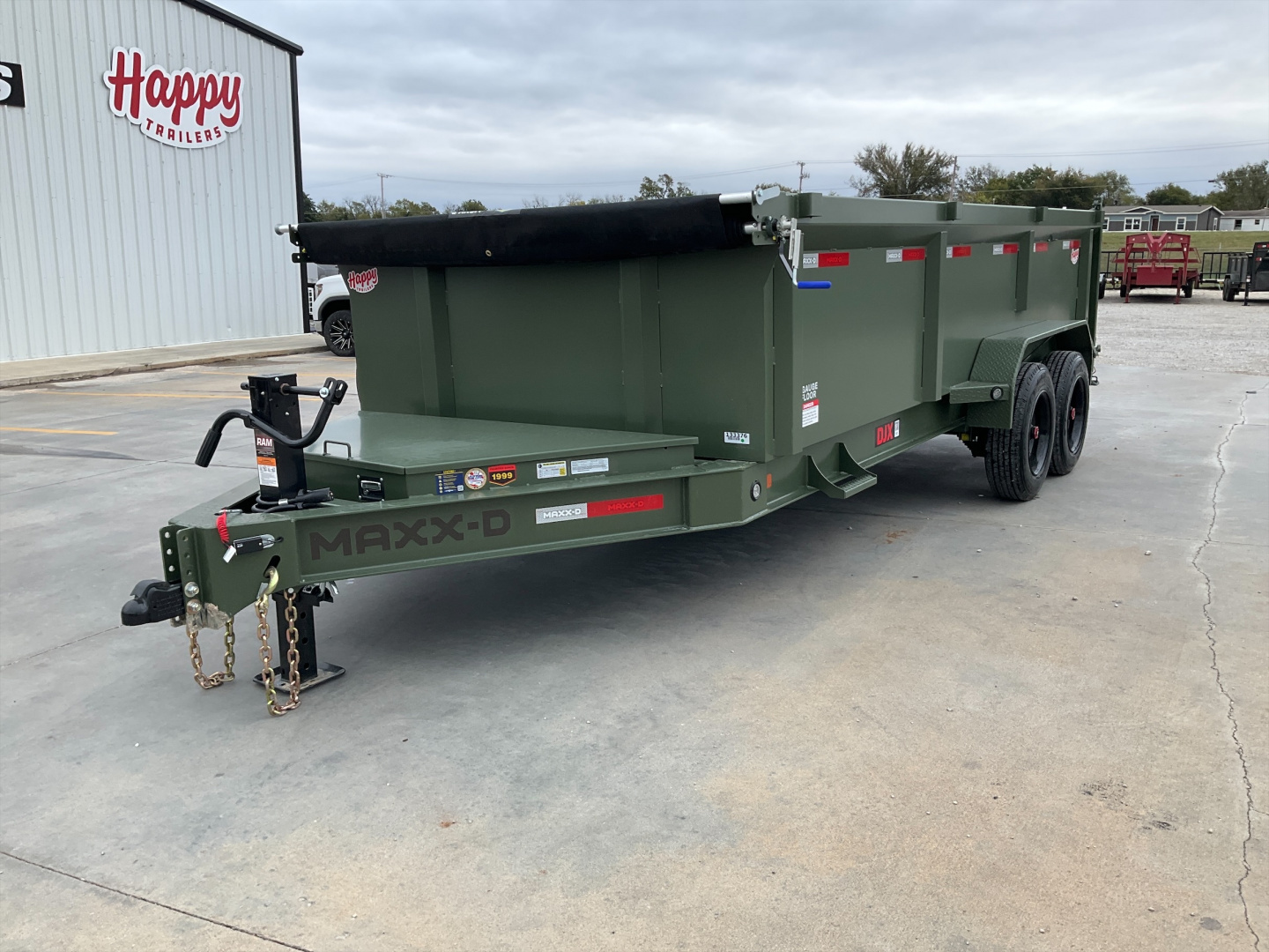 New 2026 MAXX-D 83”x16’ BP Dump w/ 36” Sides – DJX