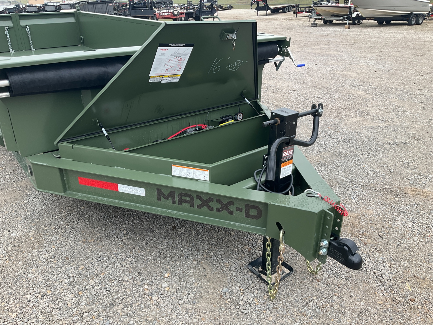 New 2026 MAXX-D 83”x16’ BP Dump w/ 24” Sides – DJX