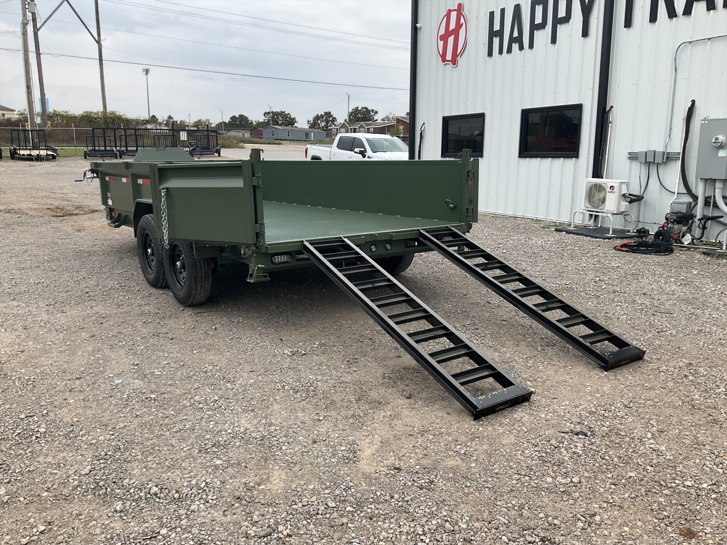 New 2026 MAXX-D 83”x16’ BP Dump w/ 24” Sides – DJX