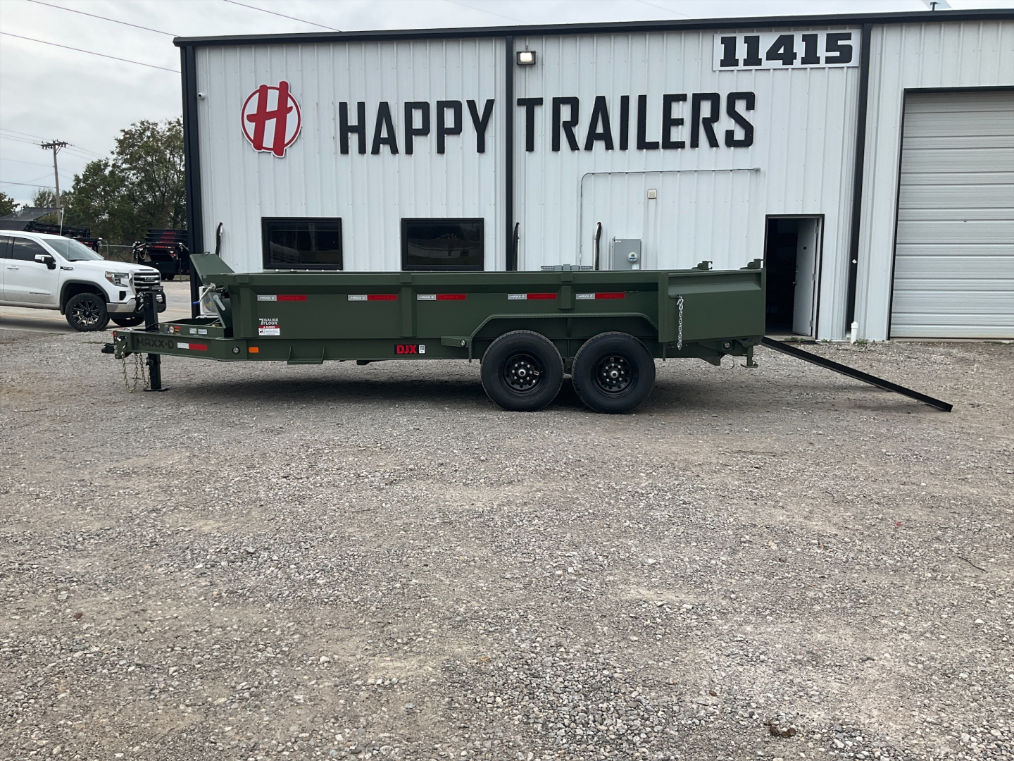 New 2026 MAXX-D 83”x16’ BP Dump w/ 24” Sides – DJX