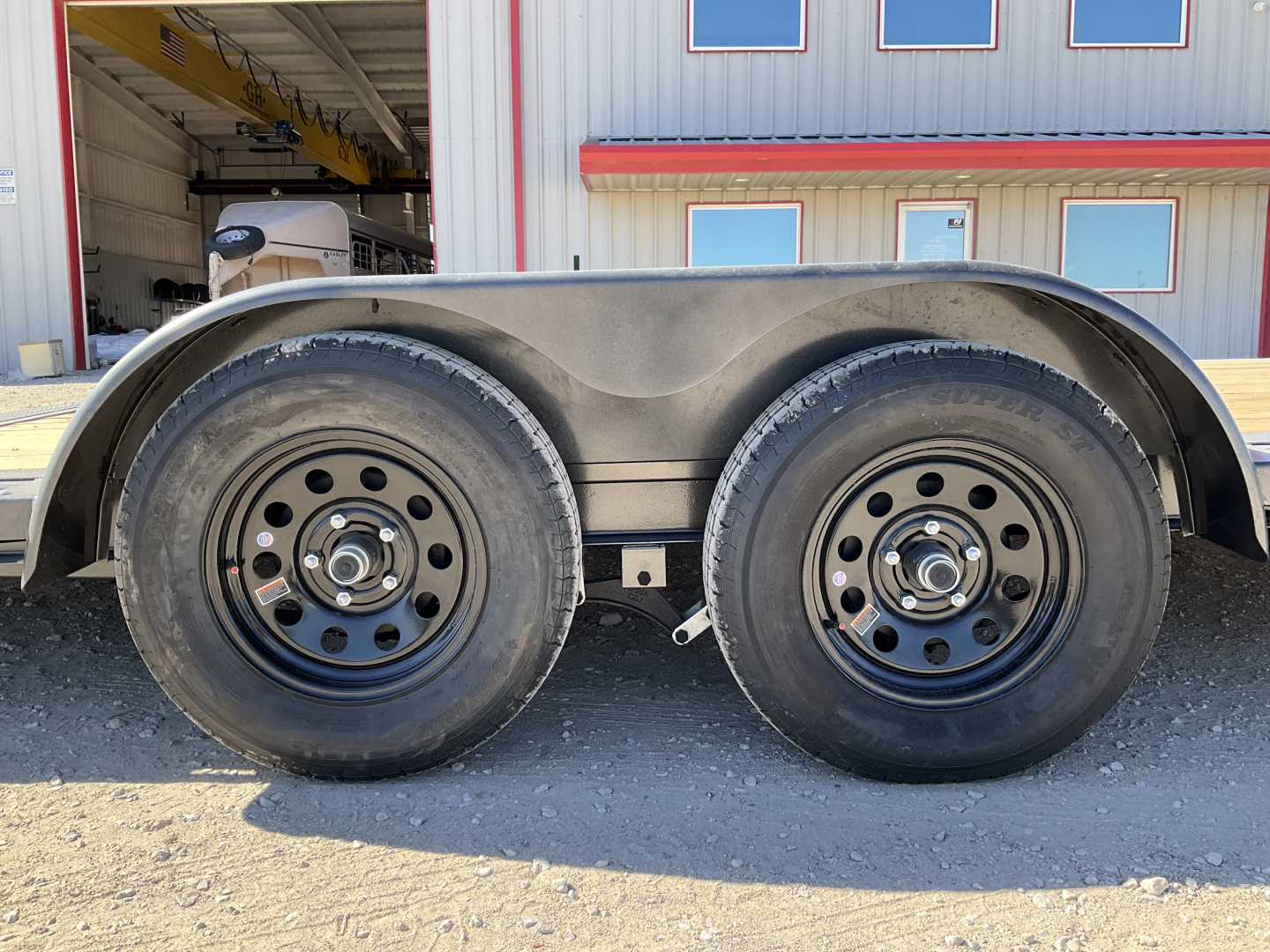 New 2026 Diamond C 83"x18' BP Single Car Hauler - GTF235