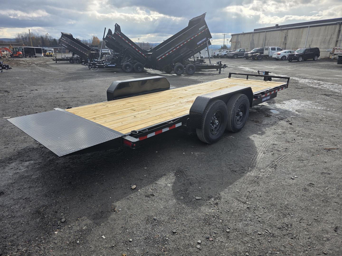 New 2026 Sure-Trac 7X18+4 14K SPLIT TILT Equipment Trailer