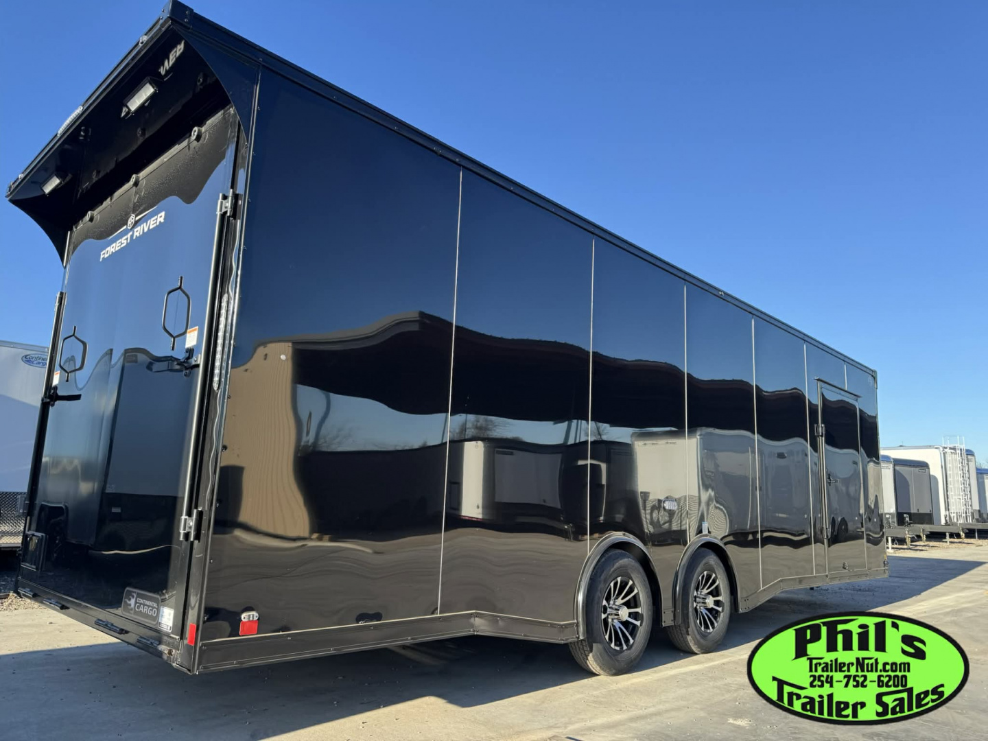 New Continental Cargo 8.5X28 COMMERCIAL GRADE Car / Racing Trailer