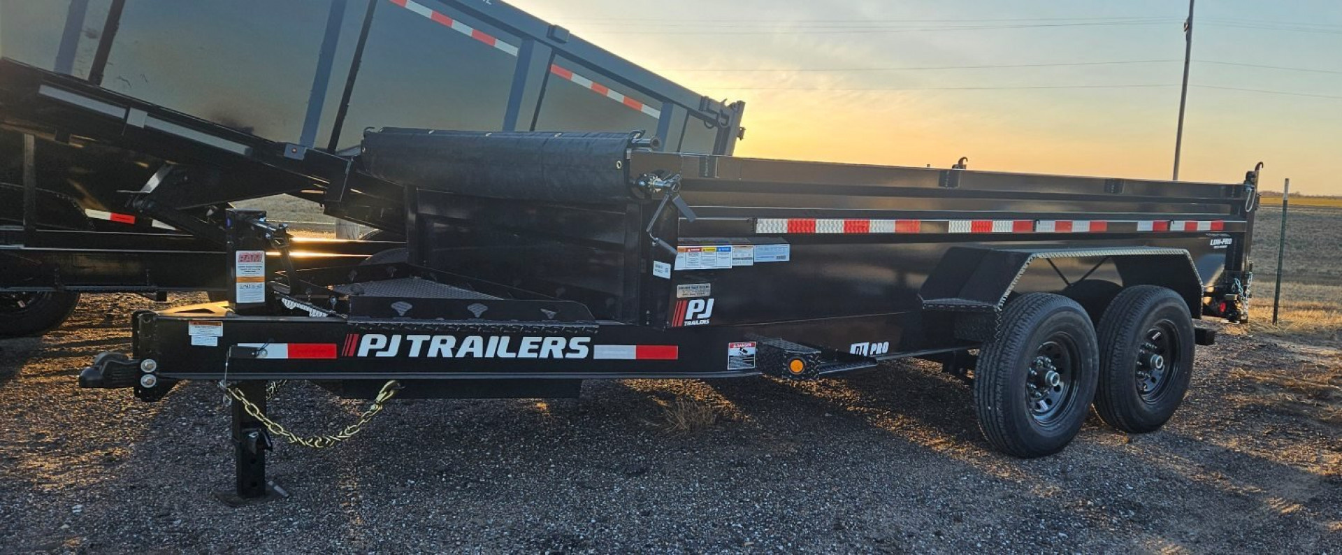 New 2026 PJ Trailers 83 in. x 14' Low Pro (DL) Dump Trailer