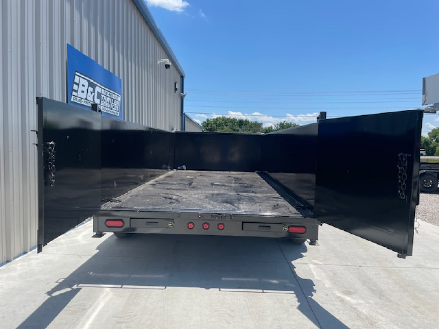 New 2026 TOP HAT 83X16 BUMPER PULL DUMP TRAILER, (2)7000#AXLES, GVWR 14000# 2' SIDE WALLS