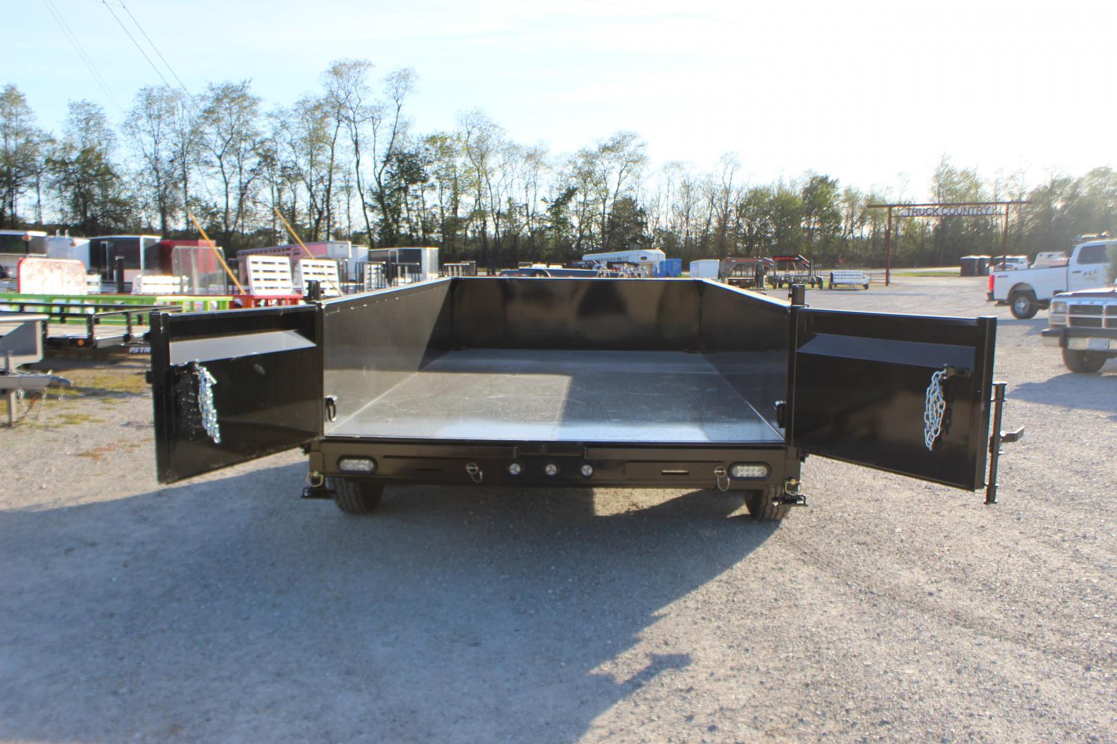 New 2026 MAXX-D DJX 14' BP Dump Trailer
