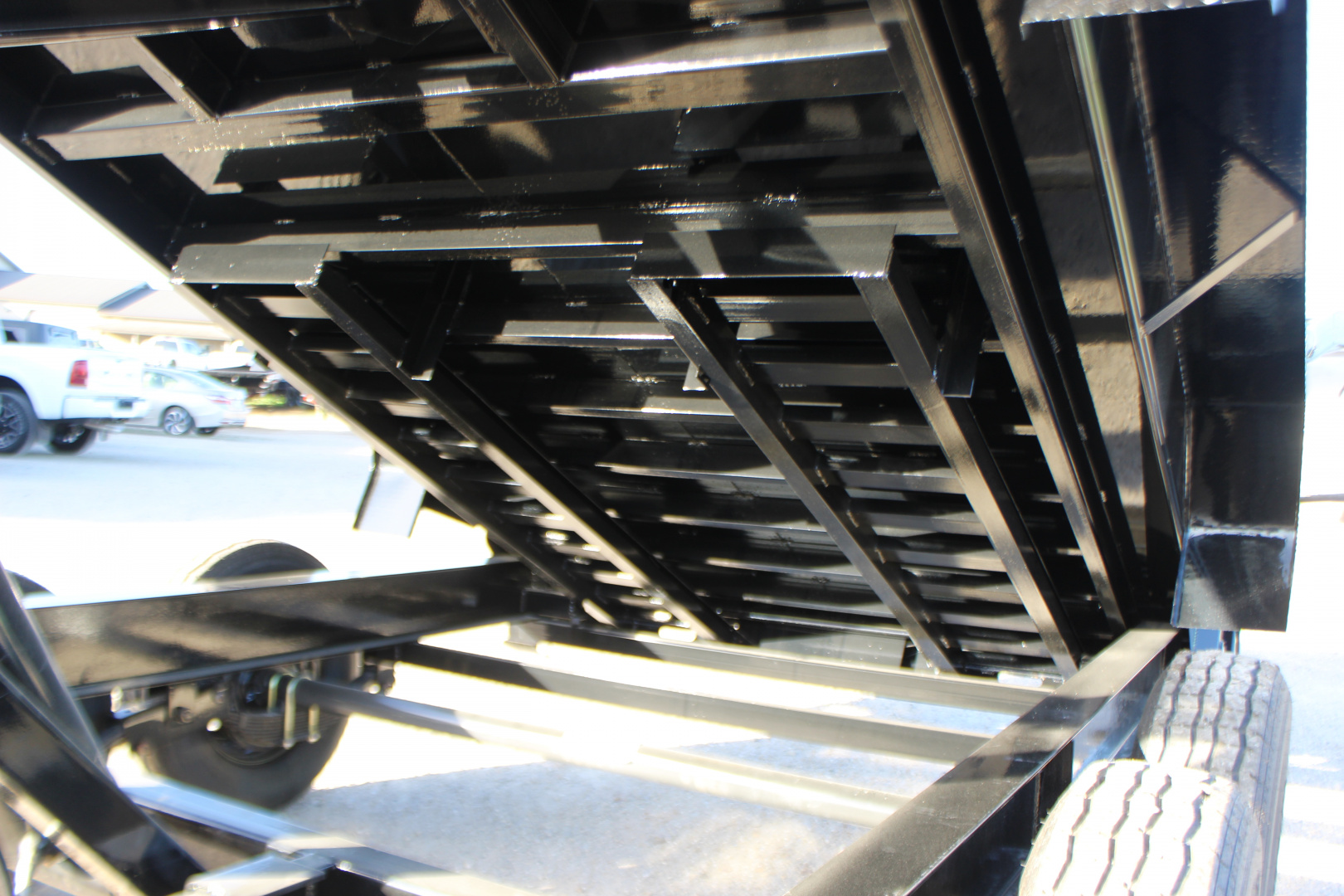 New 2026 MAXX-D DJX 14' BP Dump Trailer