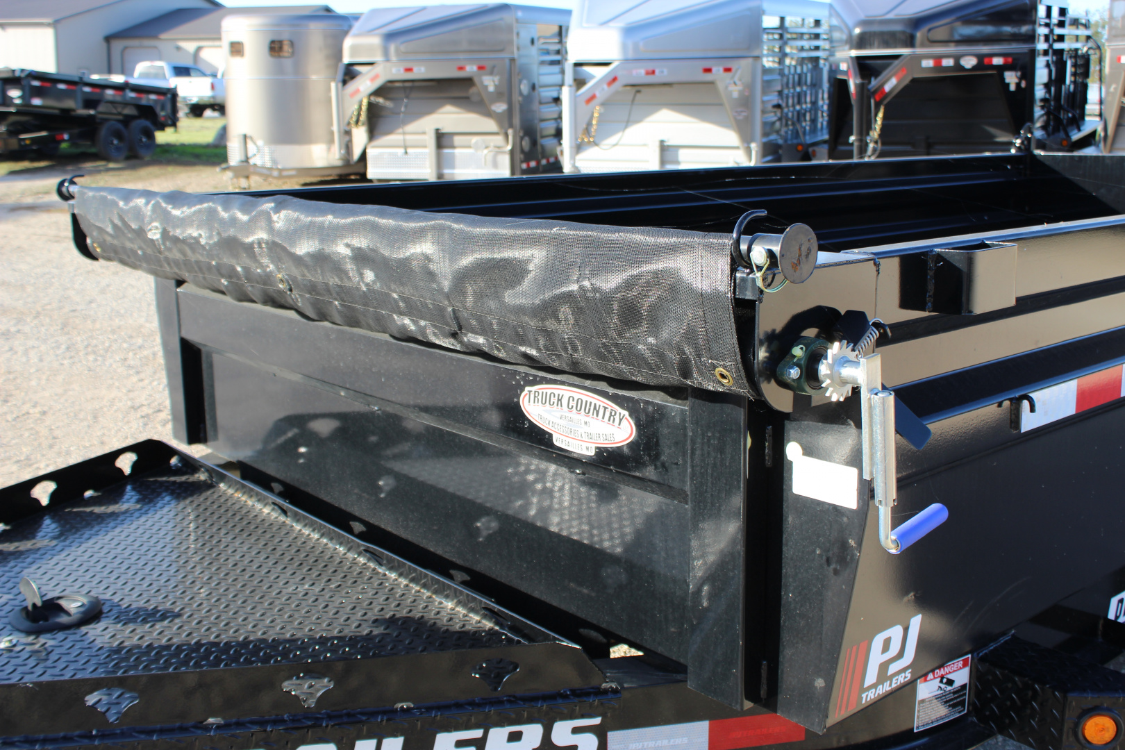 New 2026 PJ Trailers DL 14' BP Dump Trailer