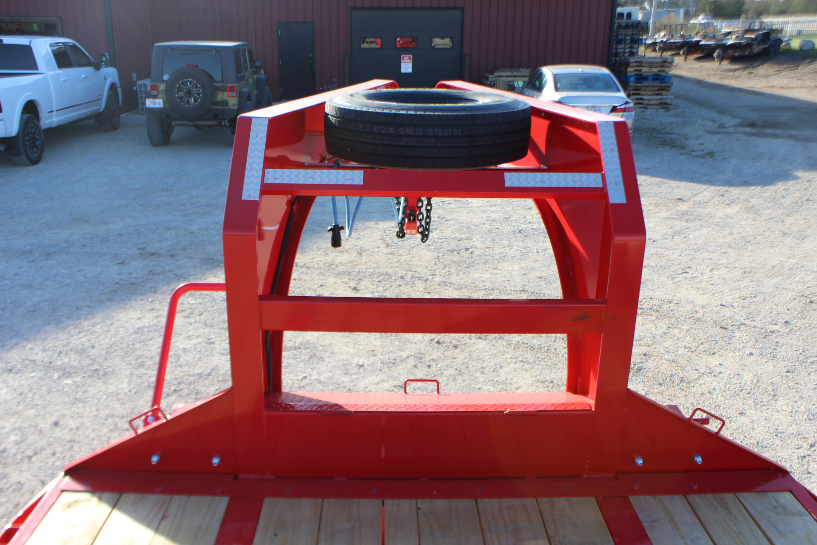 New 2026 PJ Trailer LD 25' Gooseneck Flatbed Trailer