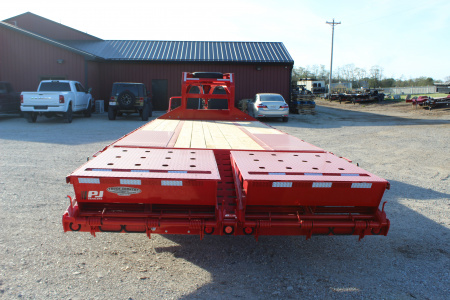 New 2026 PJ Trailer LD 25' Gooseneck Flatbed Trailer
