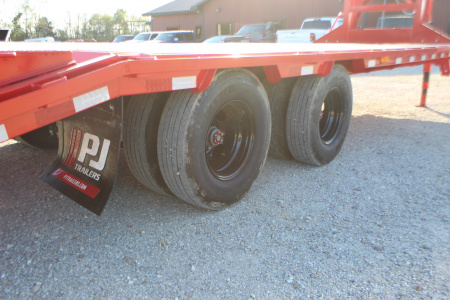 New 2026 PJ Trailer LD 25' Gooseneck Flatbed Trailer