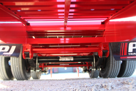 New 2026 PJ Trailer LD 25' Gooseneck Flatbed Trailer