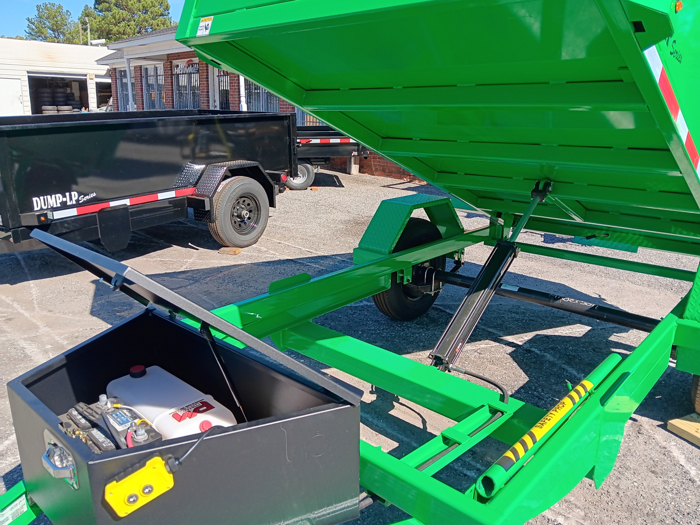 New 2025 ANDERSON MANUFACTURING 5X10SA 5K SINGLE RAM Dump Trailer