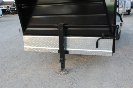 New 2025 GR Trailer 6.8 x 16 Gooseneck Half -Top Livestock