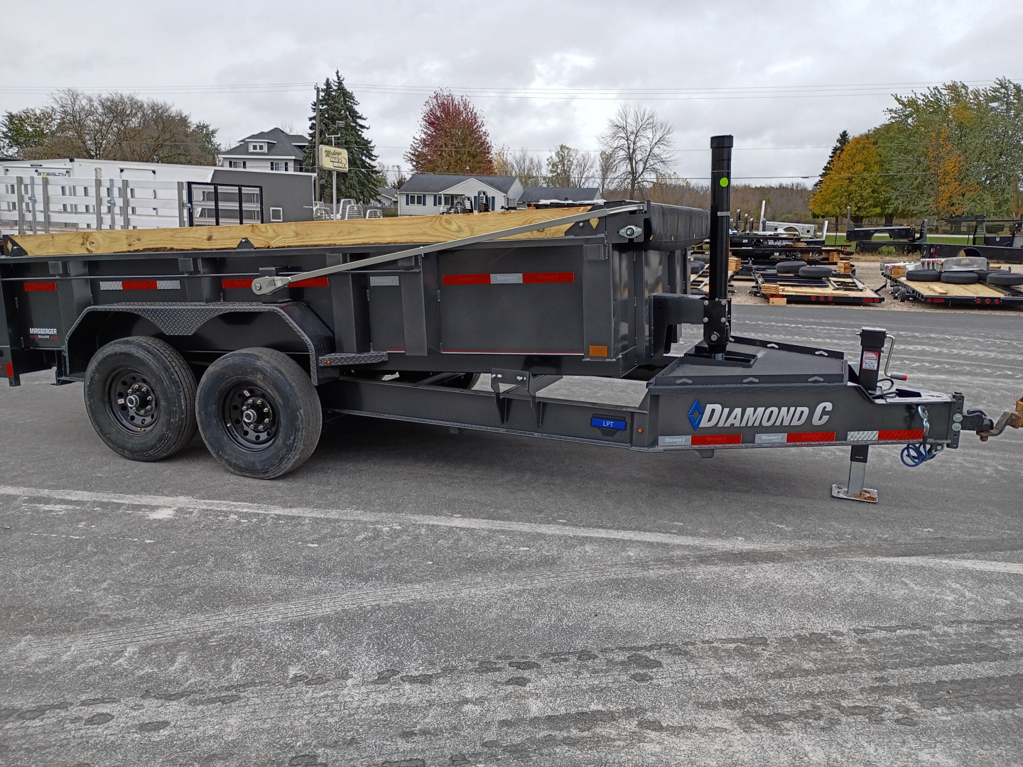 New 2026 Diamond C Trailers LPT207 14X82