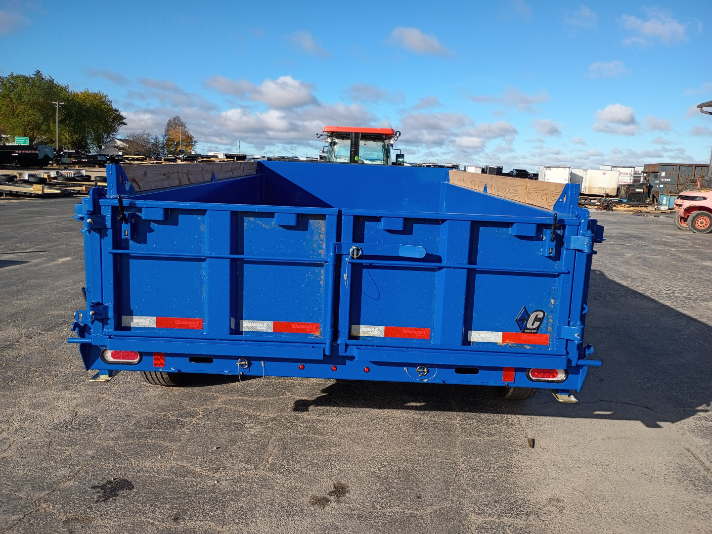 New 2026 Diamond C Trailers LPT207 14X82