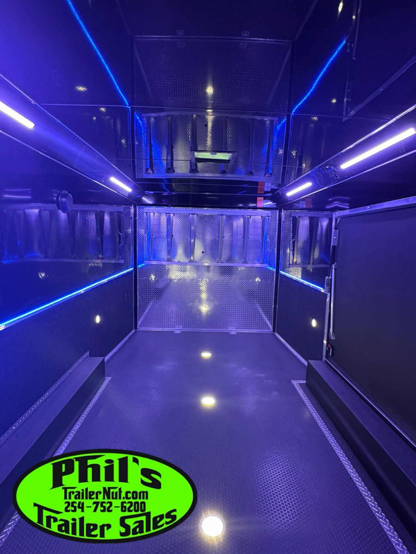 New Haulmark NEW 85X28 EDGE ENCLOSED CAR RACE TRAILER HAULER CARGO Car / Racing Trailer