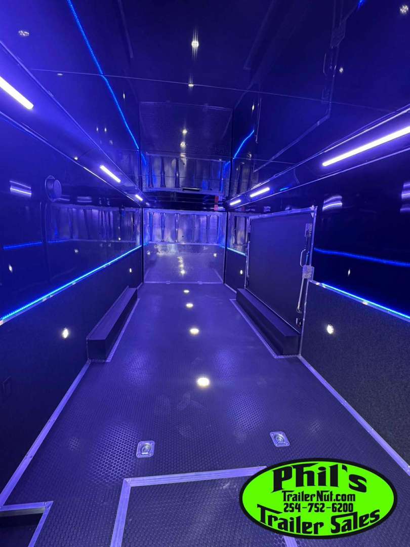 New Haulmark NEW 85X28 EDGE ENCLOSED CAR RACE TRAILER HAULER CARGO Car / Racing Trailer