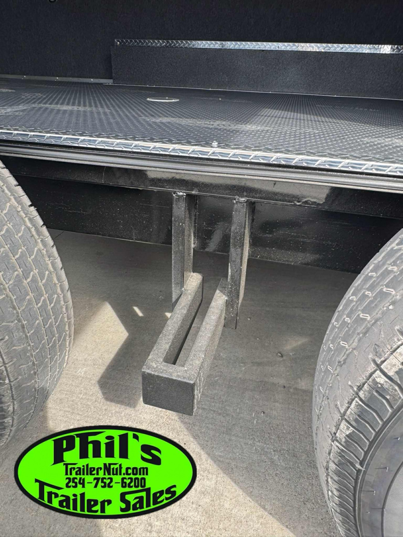 New Haulmark NEW 85X28 EDGE ENCLOSED CAR RACE TRAILER HAULER CARGO Car / Racing Trailer