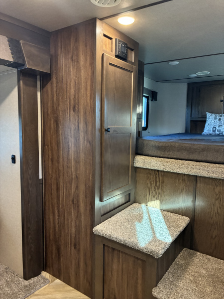 New 2026 Lakota Colt 11' LQ 16' Stock/Combo Horse Trailer