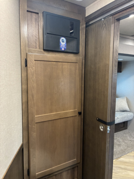 New 2026 Lakota Colt 11' LQ 16' Stock/Combo Horse Trailer