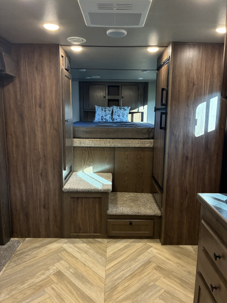 New 2026 Lakota Colt 11' LQ 16' Stock/Combo Horse Trailer