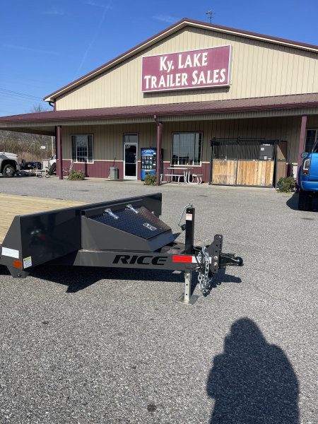 New 2025 RICE TRAILERS FMCMR8222- 22' CAR Car Hauler