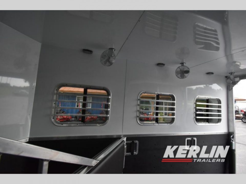 New 2027 Kiefer Manufacturing Kruiser 3 Horse BP Horse Trailer