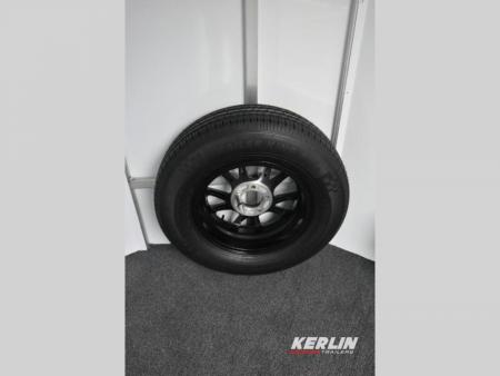 New 2027 Kiefer Manufacturing Kruiser 3 Horse BP Horse Trailer