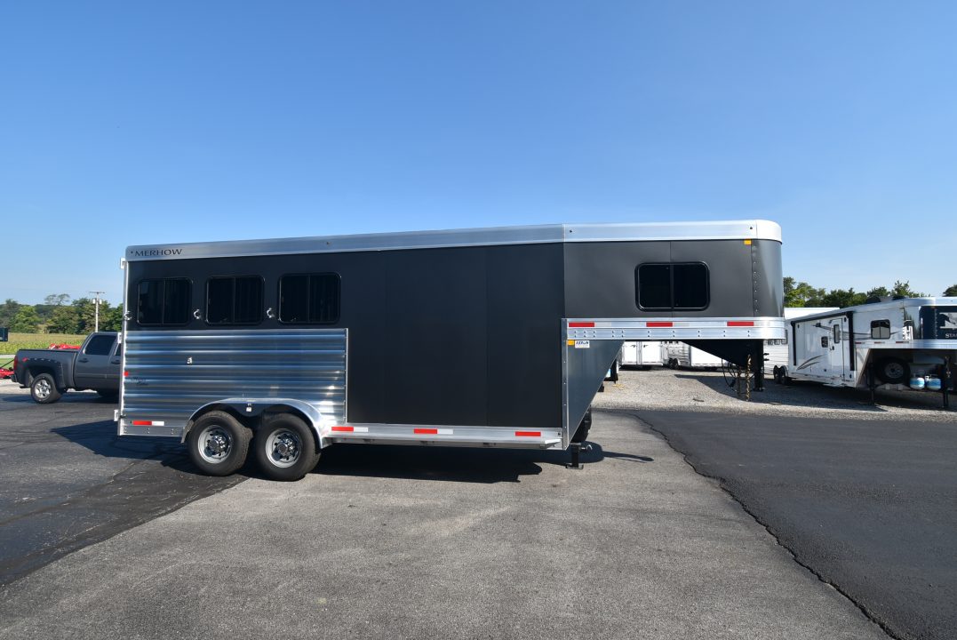 New 2027 Merhow Trailers Bronco 7300 Horse Trailer