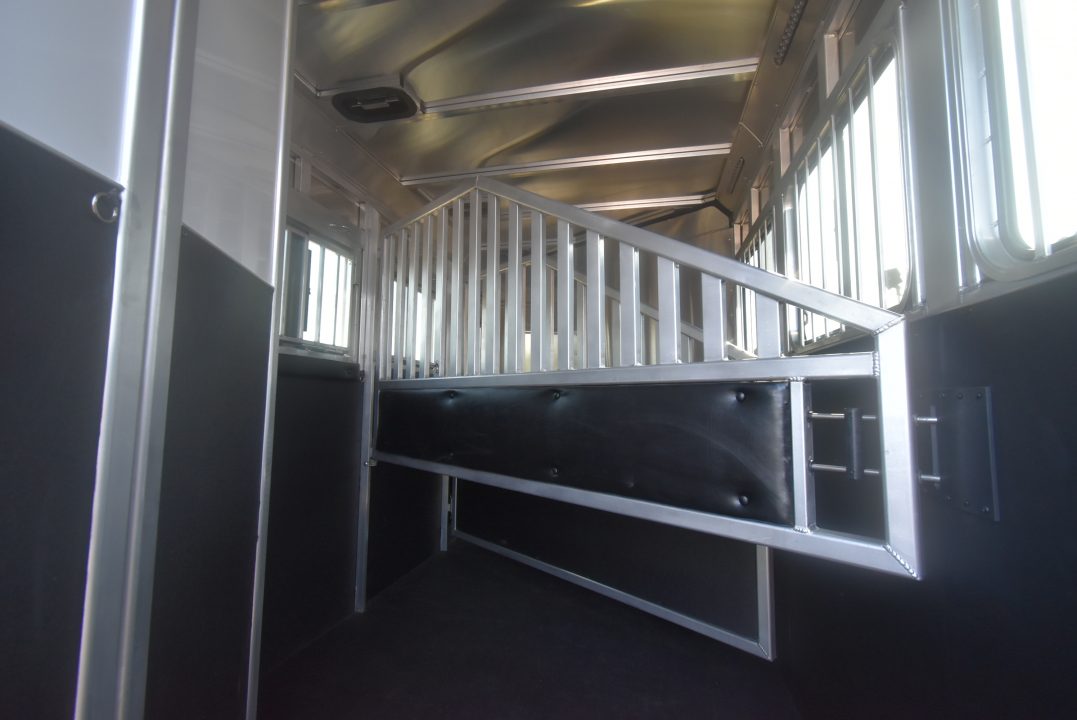New 2027 Merhow Trailers Bronco 7300 Horse Trailer