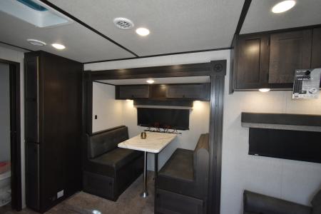 New 2027 Bison Trailers Silverado 8313B.S Horse Trailer