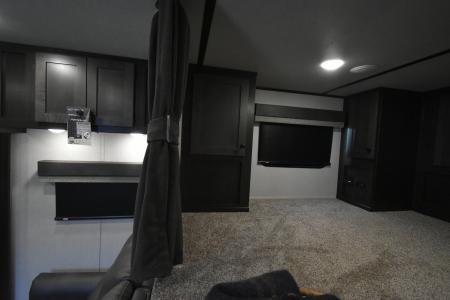 New 2027 Bison Trailers Silverado 8313B.S Horse Trailer
