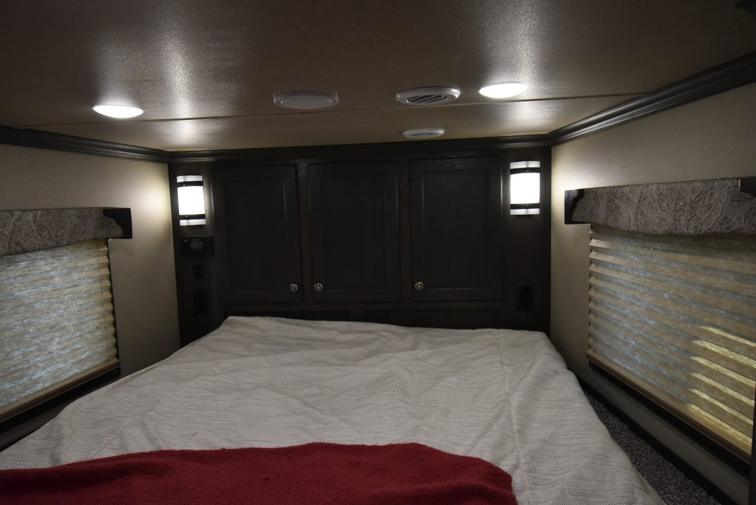 New 2027 Merhow Trailers Stampede 8312 Horse Trailer